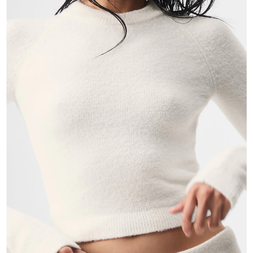 ALO Yoga White Crew Neck Sweater